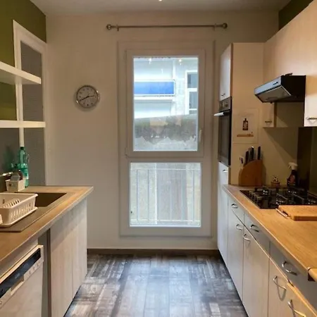 Apartamento F3 Lumineux Avec Terrasse, Garage, Clim Et Ascenseur A 500m Du Centre Et 800m Des Thermes - Fr-1-703-85